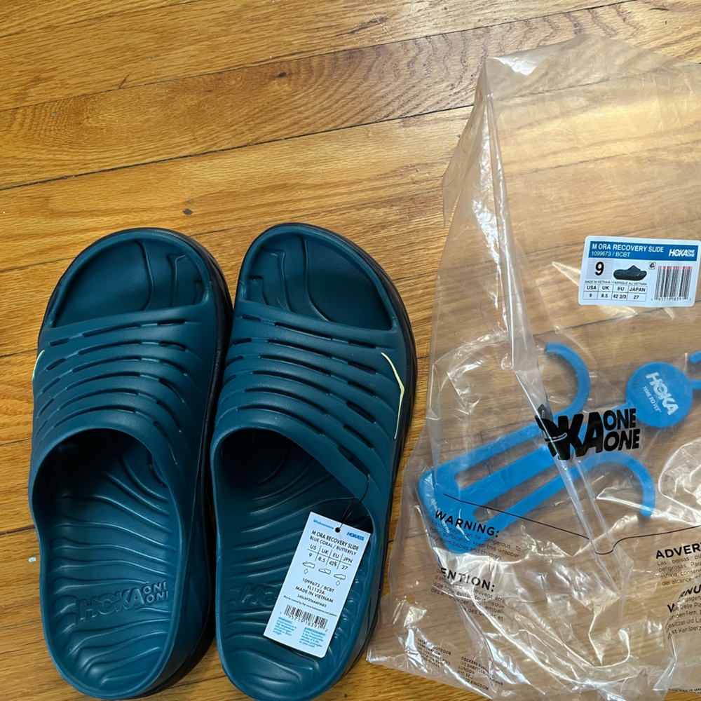 Hoka recovery slides